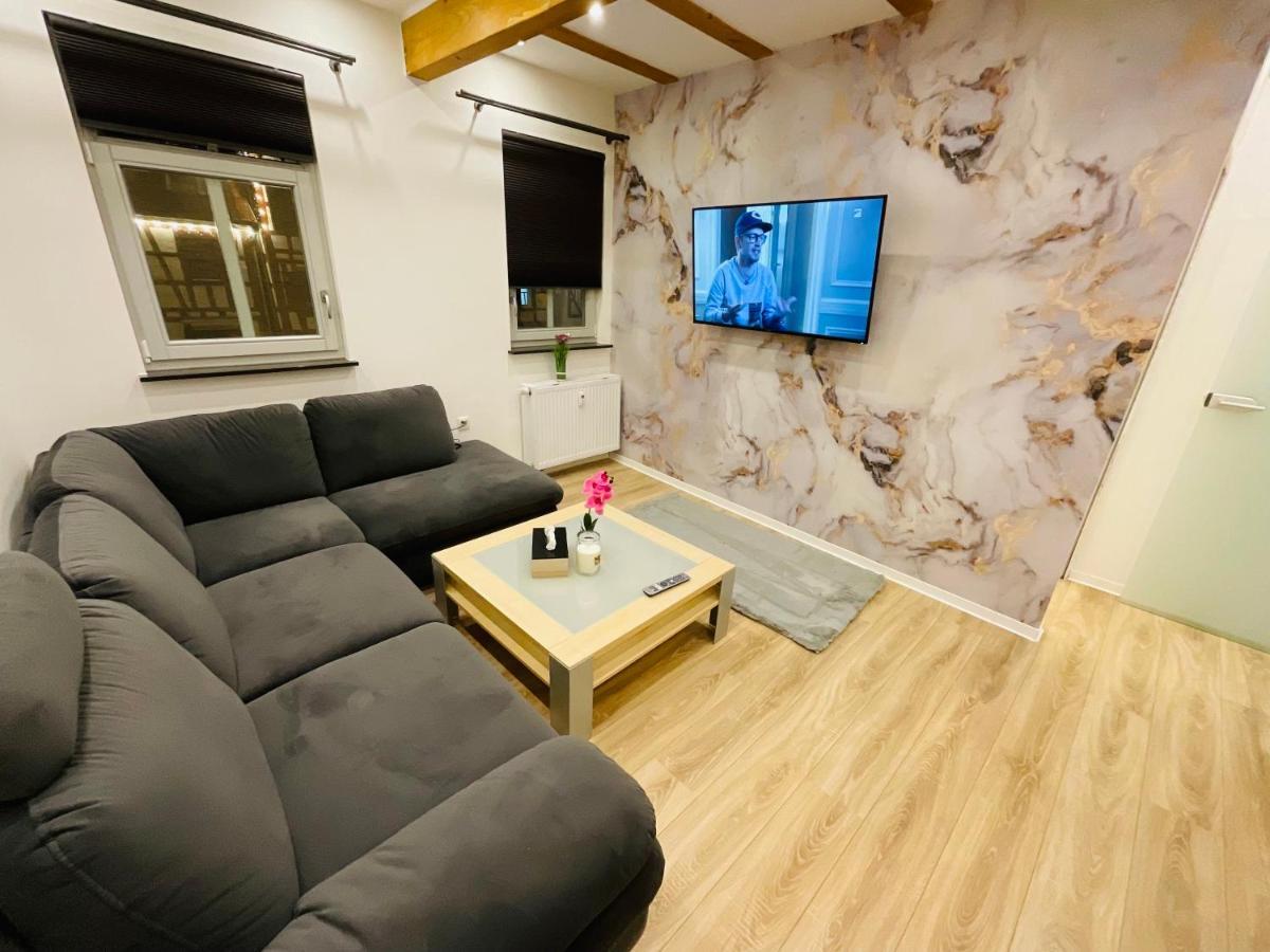 Best Central Apartment - Am Marktplatz - Up To 5 - Next To Frankfurt And Hanau - Coffee And Snacks - Netflix, Prime, Disney Nidderau Zewnętrze zdjęcie